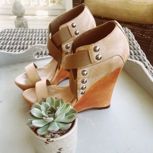 True Religion Wedges